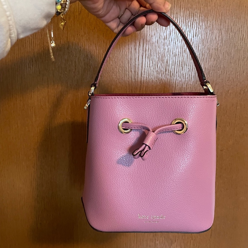 Kate Spade Sadie Bucket Bag Pink Purple Leather - Picture 2 of 3